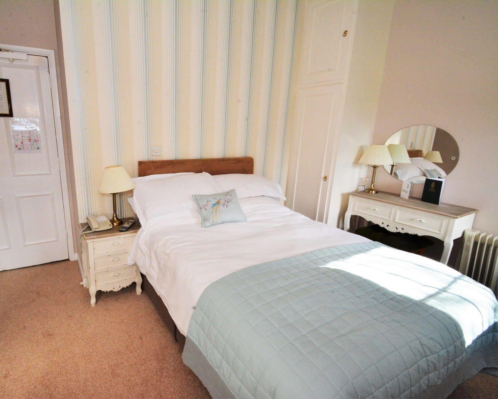 Hotel The Mill House à Reading Extérieur photo