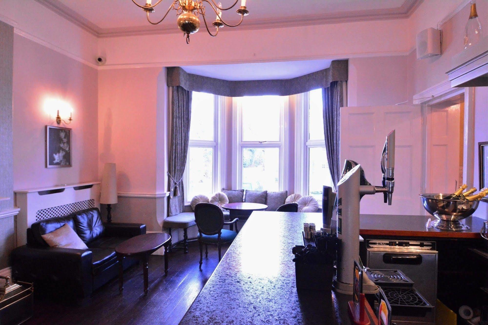 Hotel The Mill House à Reading Extérieur photo